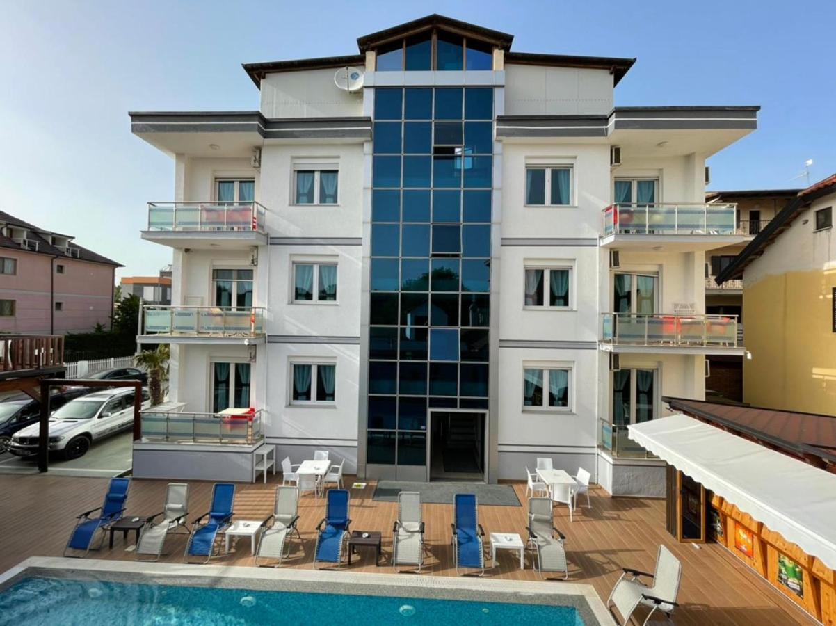Brian Hotel Velipojë Exterior foto